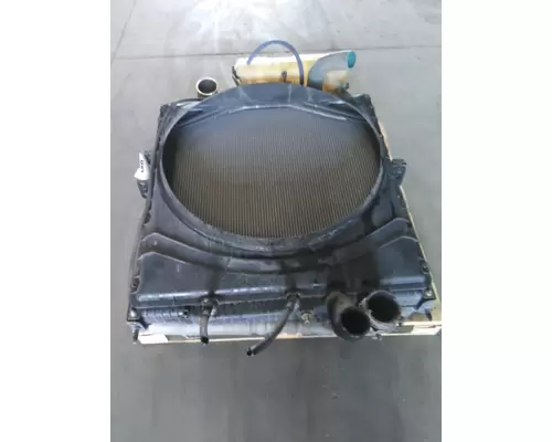 VOLVO VNL COOLING ASSEMBLY (RAD, COND, ATAAC)