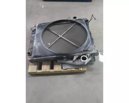 VOLVO VNL COOLING ASSEMBLY (RAD, COND, ATAAC)