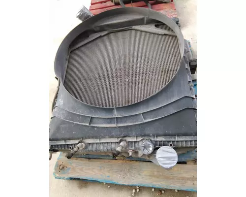 VOLVO VNL COOLING ASSEMBLY (RAD, COND, ATAAC)