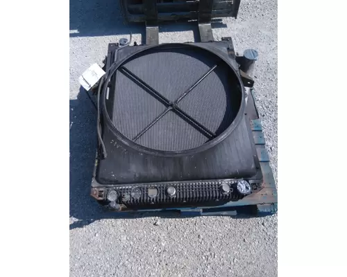 VOLVO VNL COOLING ASSEMBLY (RAD, COND, ATAAC)