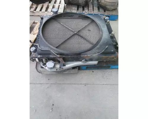 VOLVO VNL COOLING ASSEMBLY (RAD, COND, ATAAC)