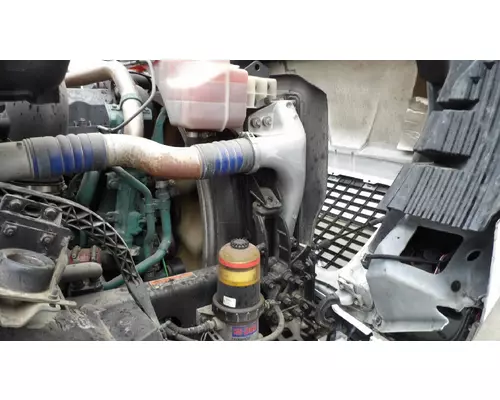 VOLVO VNL COOLING ASSEMBLY (RAD, COND, ATAAC)