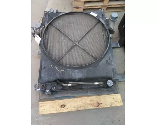 VOLVO VNL COOLING ASSEMBLY (RAD, COND, ATAAC)