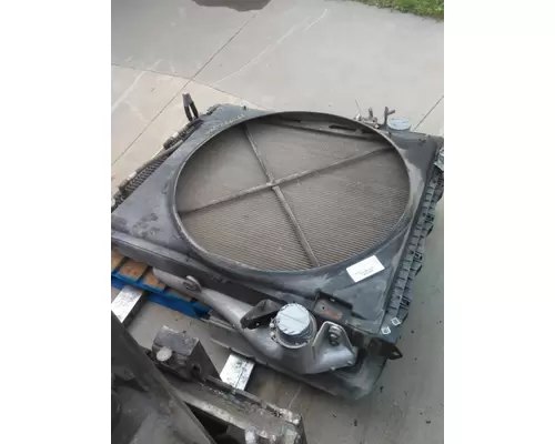 VOLVO VNL COOLING ASSEMBLY (RAD, COND, ATAAC)