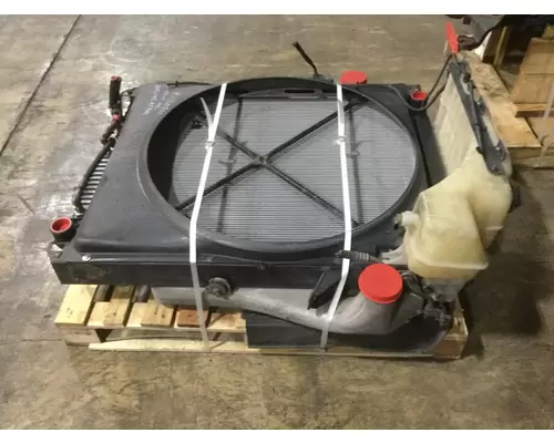 VOLVO VNL COOLING ASSEMBLY (RAD, COND, ATAAC)