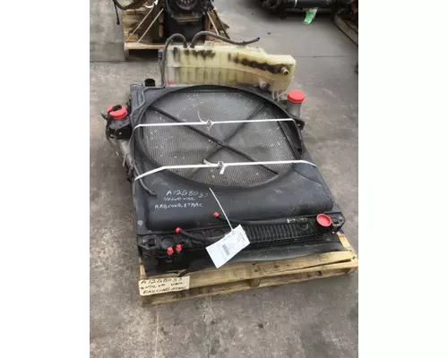 VOLVO VNL COOLING ASSEMBLY (RAD, COND, ATAAC)