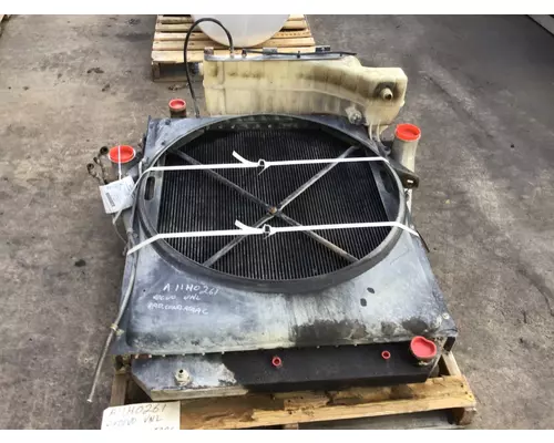 VOLVO VNL COOLING ASSEMBLY (RAD, COND, ATAAC)