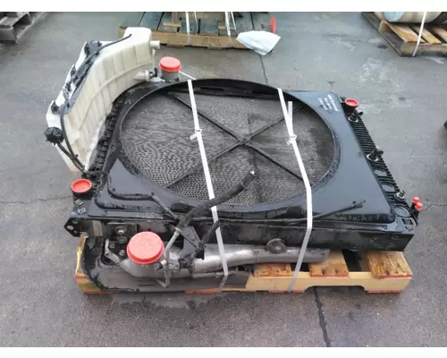 VOLVO VNL COOLING ASSEMBLY (RAD, COND, ATAAC)