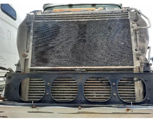 VOLVO VNL COOLING ASSEMBLY (RAD, COND, ATAAC)