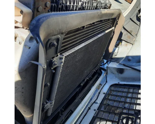 VOLVO VNL COOLING ASSEMBLY (RAD, COND, ATAAC)