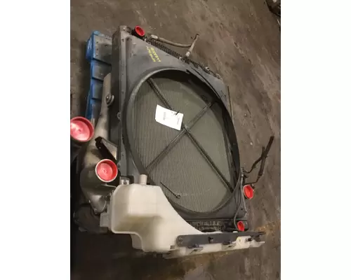 VOLVO VNL COOLING ASSEMBLY (RAD, COND, ATAAC)