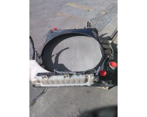 VOLVO VNL COOLING ASSEMBLY (RAD, COND, ATAAC)