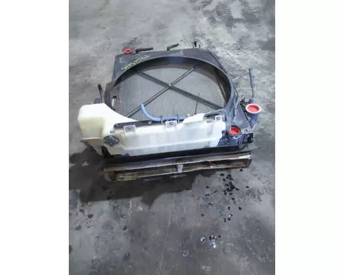 VOLVO VNL COOLING ASSEMBLY (RAD, COND, ATAAC)