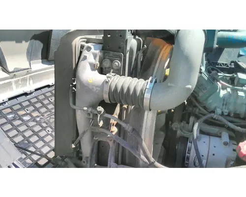 VOLVO VNL COOLING ASSEMBLY (RAD, COND, ATAAC)