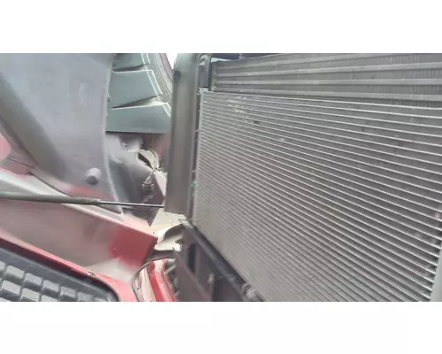 VOLVO VNL COOLING ASSEMBLY (RAD, COND, ATAAC)