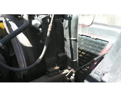 VOLVO VNL COOLING ASSEMBLY (RAD, COND, ATAAC)