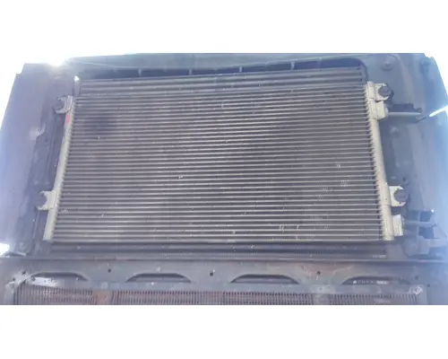 VOLVO VNL COOLING ASSEMBLY (RAD, COND, ATAAC)