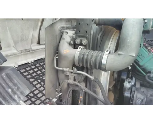 VOLVO VNL COOLING ASSEMBLY (RAD, COND, ATAAC)