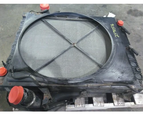 VOLVO VNL COOLING ASSEMBLY (RAD, COND, ATAAC)