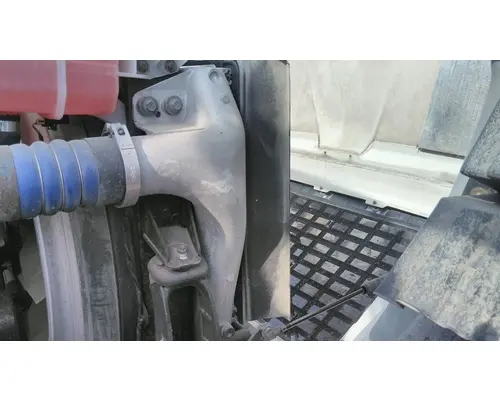 VOLVO VNL COOLING ASSEMBLY (RAD, COND, ATAAC)