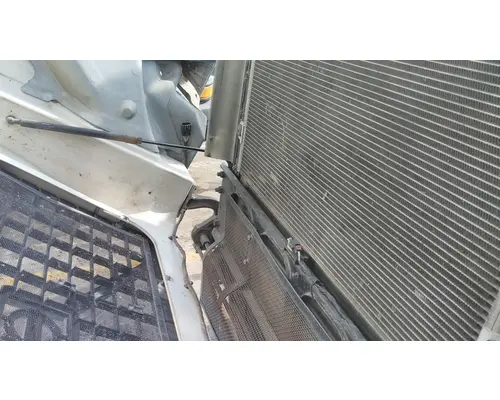 VOLVO VNL COOLING ASSEMBLY (RAD, COND, ATAAC)