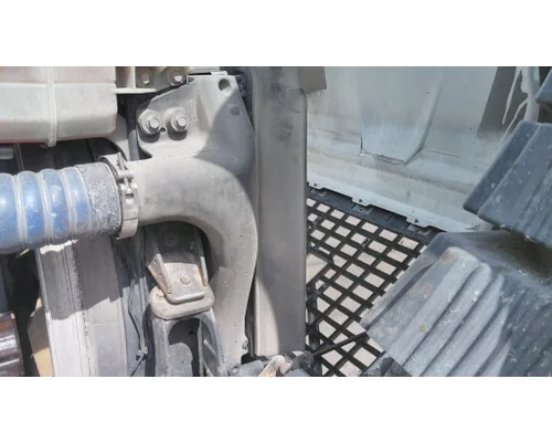 VOLVO VNL COOLING ASSEMBLY (RAD, COND, ATAAC)