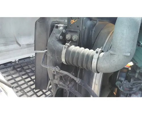 VOLVO VNL COOLING ASSEMBLY (RAD, COND, ATAAC)