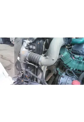 VOLVO VNL COOLING ASSEMBLY (RAD, COND, ATAAC)