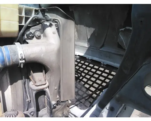 VOLVO VNL COOLING ASSEMBLY (RAD, COND, ATAAC)