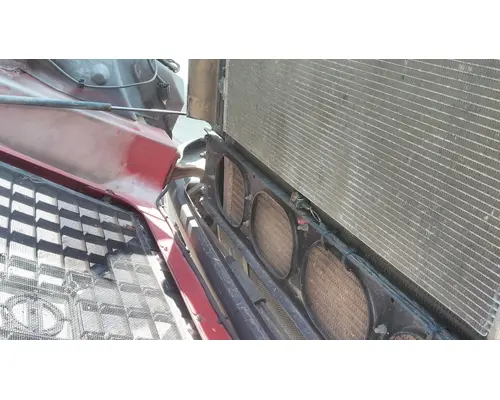 VOLVO VNL COOLING ASSEMBLY (RAD, COND, ATAAC)
