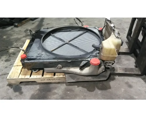 VOLVO VNL COOLING ASSEMBLY (RAD, COND, ATAAC)