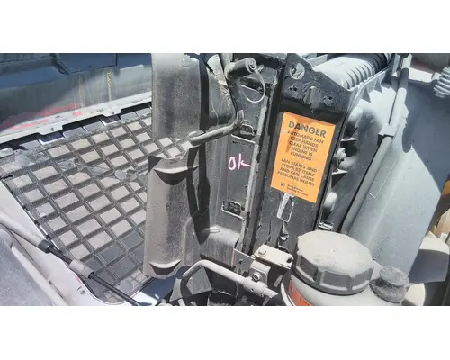 VOLVO VNL COOLING ASSEMBLY (RAD, COND, ATAAC)