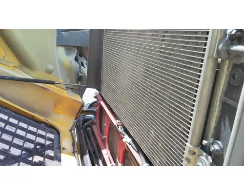 VOLVO VNL COOLING ASSEMBLY (RAD, COND, ATAAC)