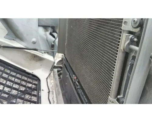 VOLVO VNL COOLING ASSEMBLY (RAD, COND, ATAAC)