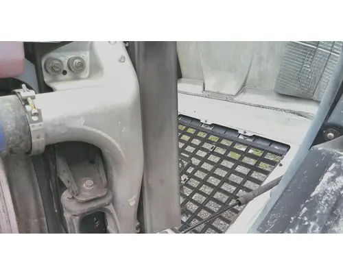 VOLVO VNL COOLING ASSEMBLY (RAD, COND, ATAAC)