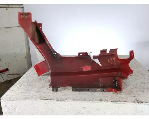 VOLVO VNL COWL