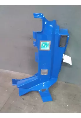 VOLVO VNL COWL