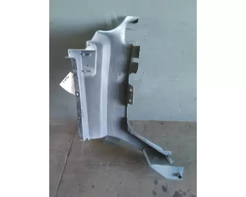 VOLVO VNL COWL