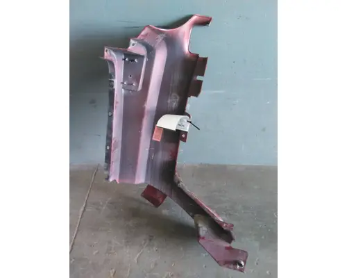 VOLVO VNL COWL