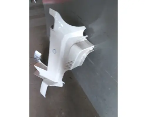 VOLVO VNL COWL