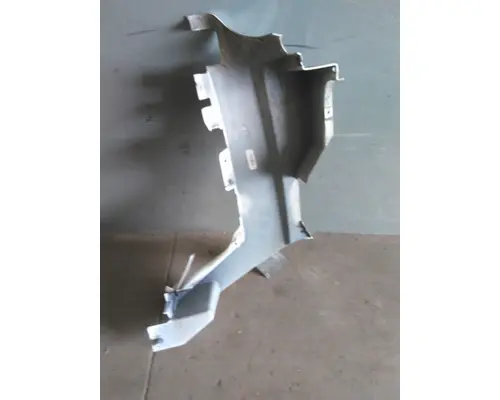 VOLVO VNL COWL