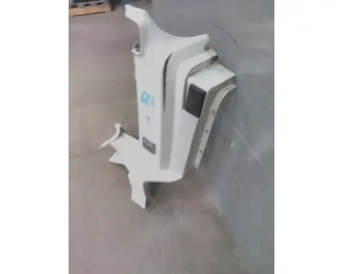 VOLVO VNL COWL