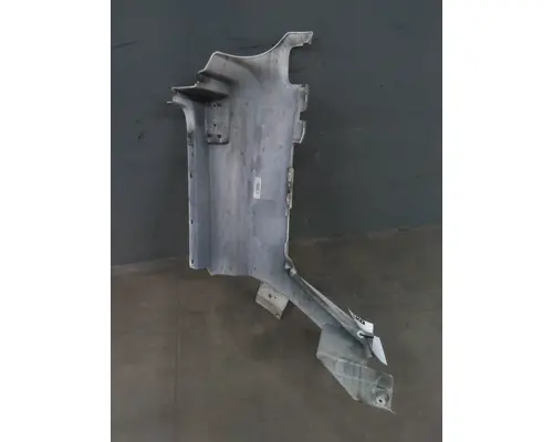 VOLVO VNL COWL