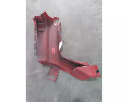 VOLVO VNL COWL