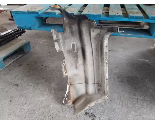 VOLVO VNL COWL