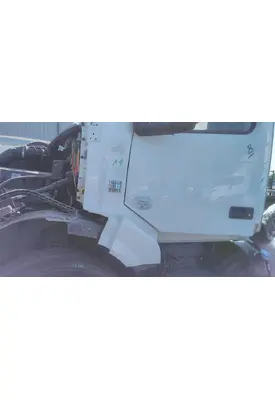 VOLVO VNL COWL