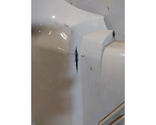 VOLVO VNL COWL