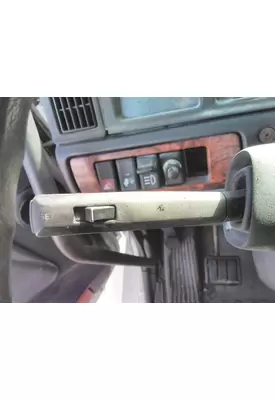 VOLVO VNL CRUISE CONTROL SWITCH