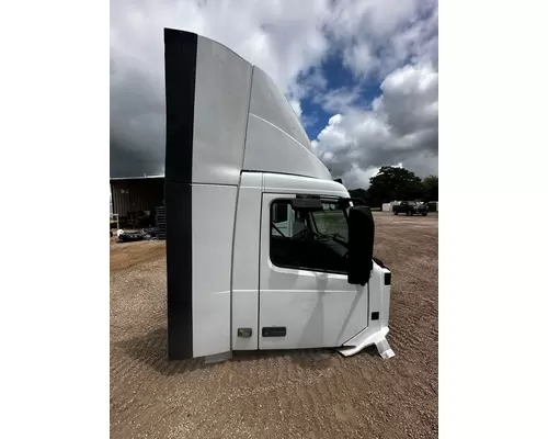 VOLVO VNL Cab Assembly