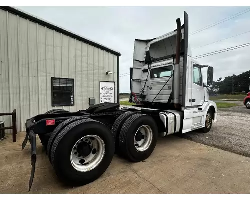 VOLVO VNL Cab Assembly